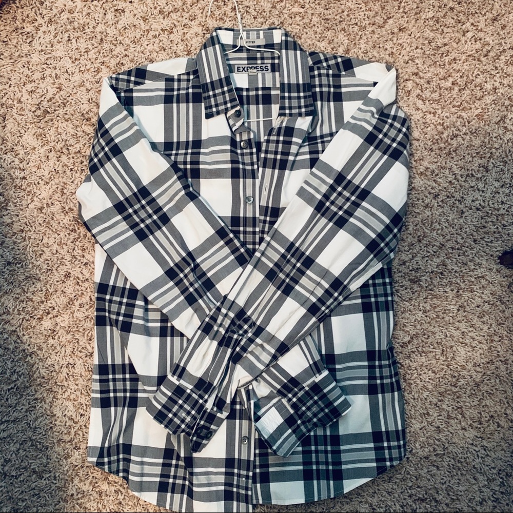 Express Button Down
